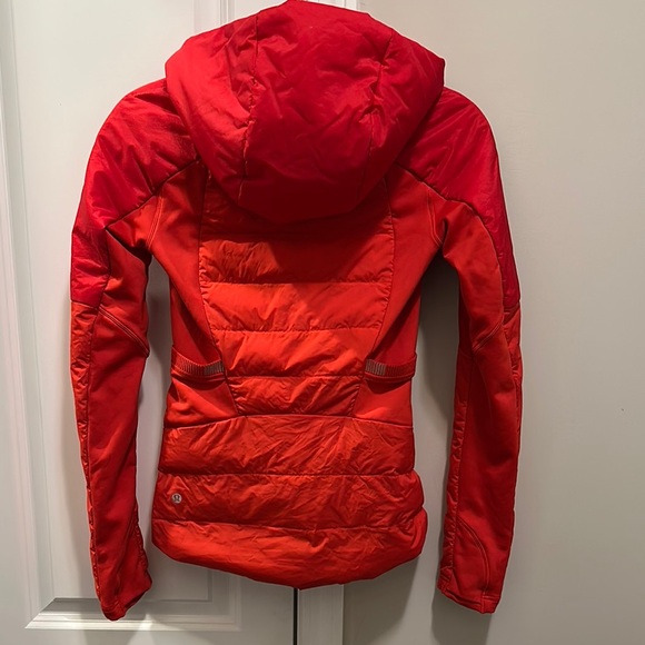 Lululemon Down For It All Jacket - Picture 3 of 4